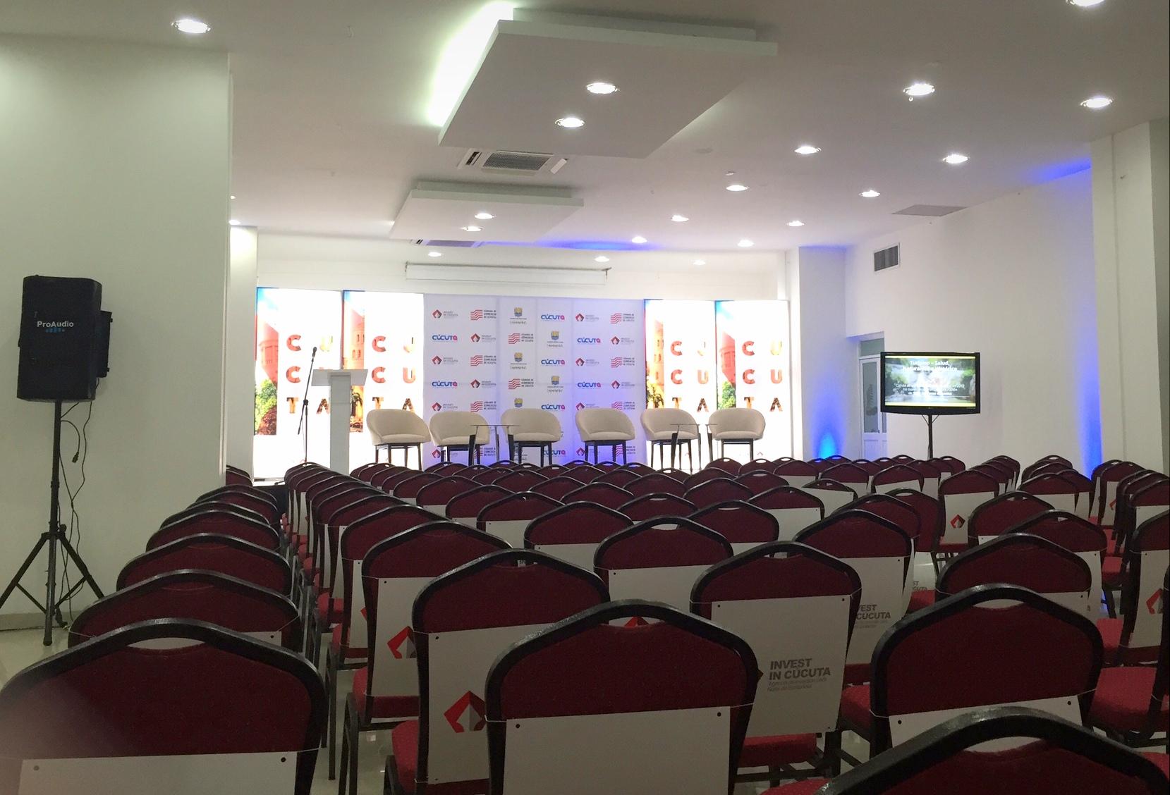 Hotel Casino Internacional Cúcuta Esterno foto The press conference room