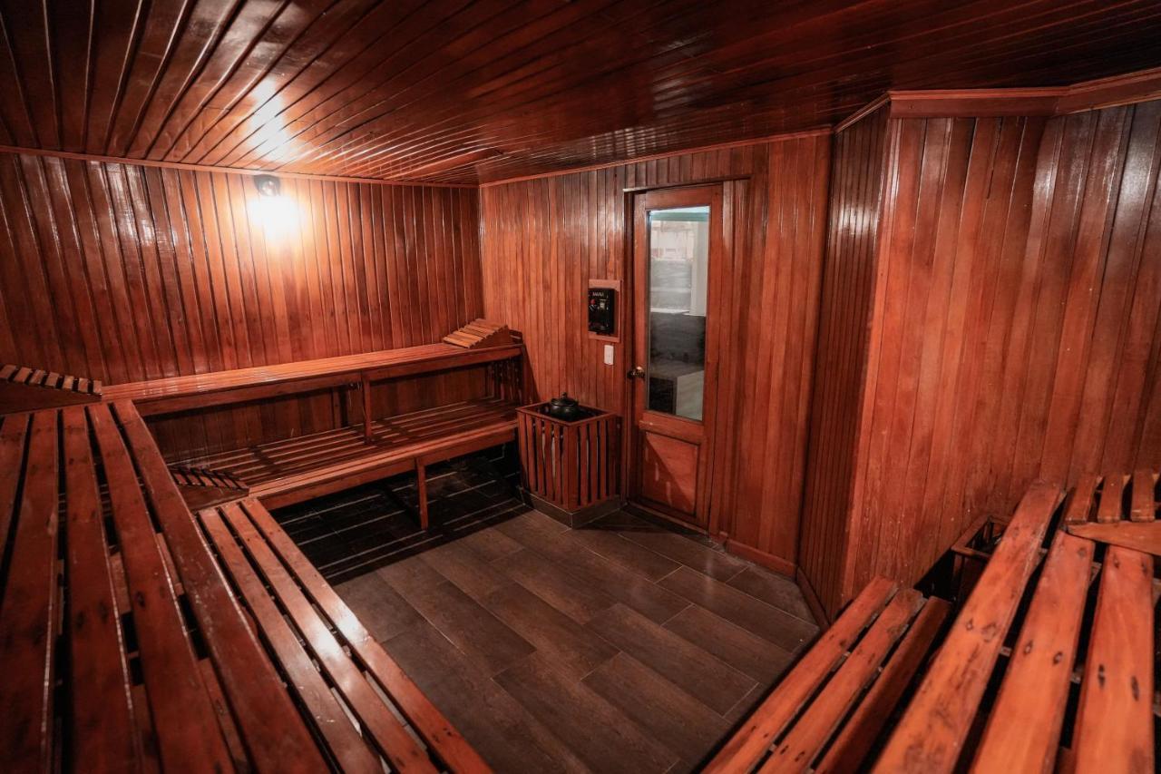 Hotel Casino Internacional Cúcuta Esterno foto A Finnish sauna